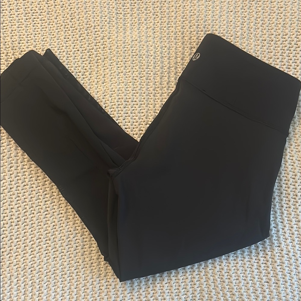 Lululemon Black Crop Leggings Womens Size 4